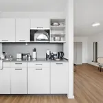 Limehome Bahlenstr Apartment