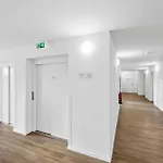 Limehome Duesseldorf Bahlenstr