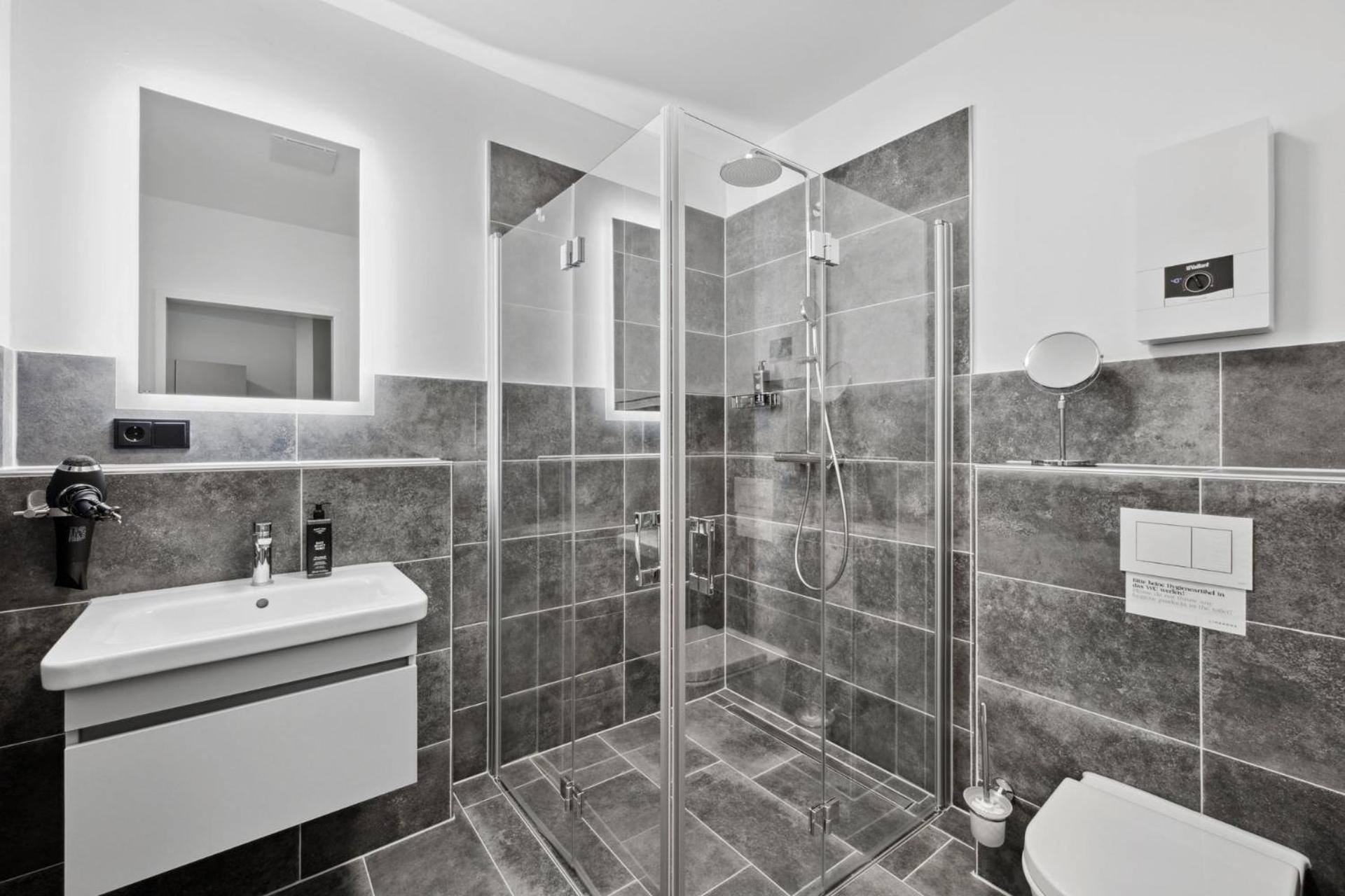 Limehome Bahlenstr *